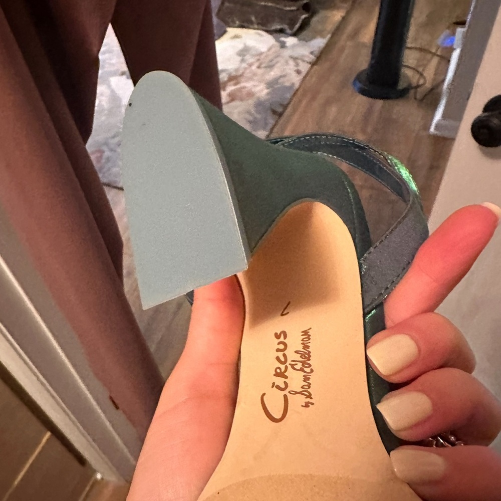 Sam Edelman Green Strappy Heels - Picture 5 of 7